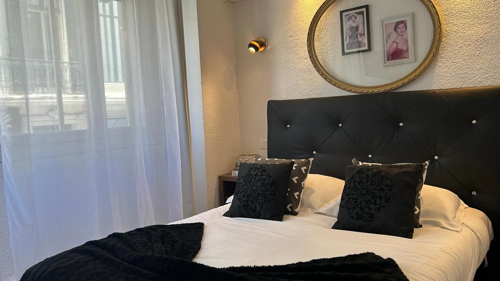 Ath Hotel Athenee Cannes 3*,  France
