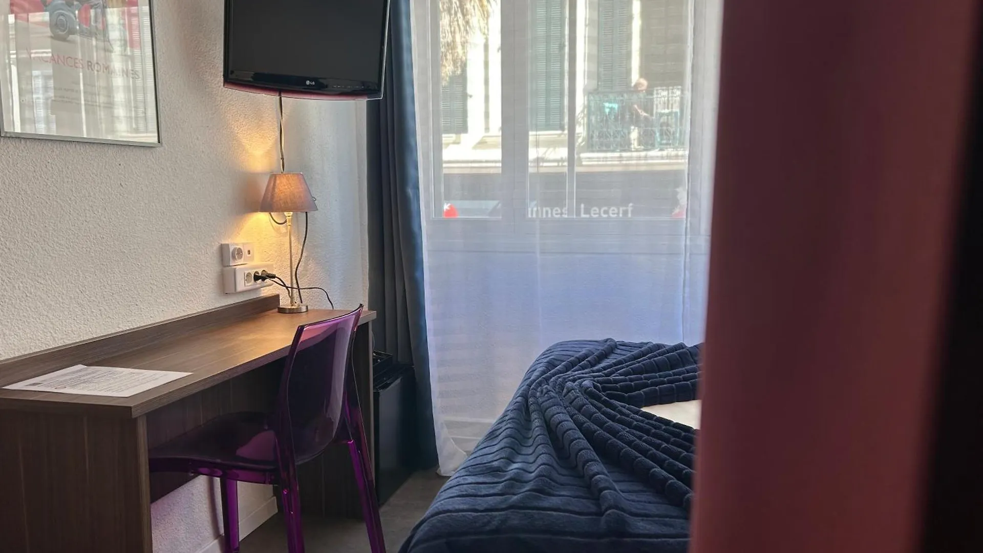 ***  Ath Hotel Athenee Cannes France