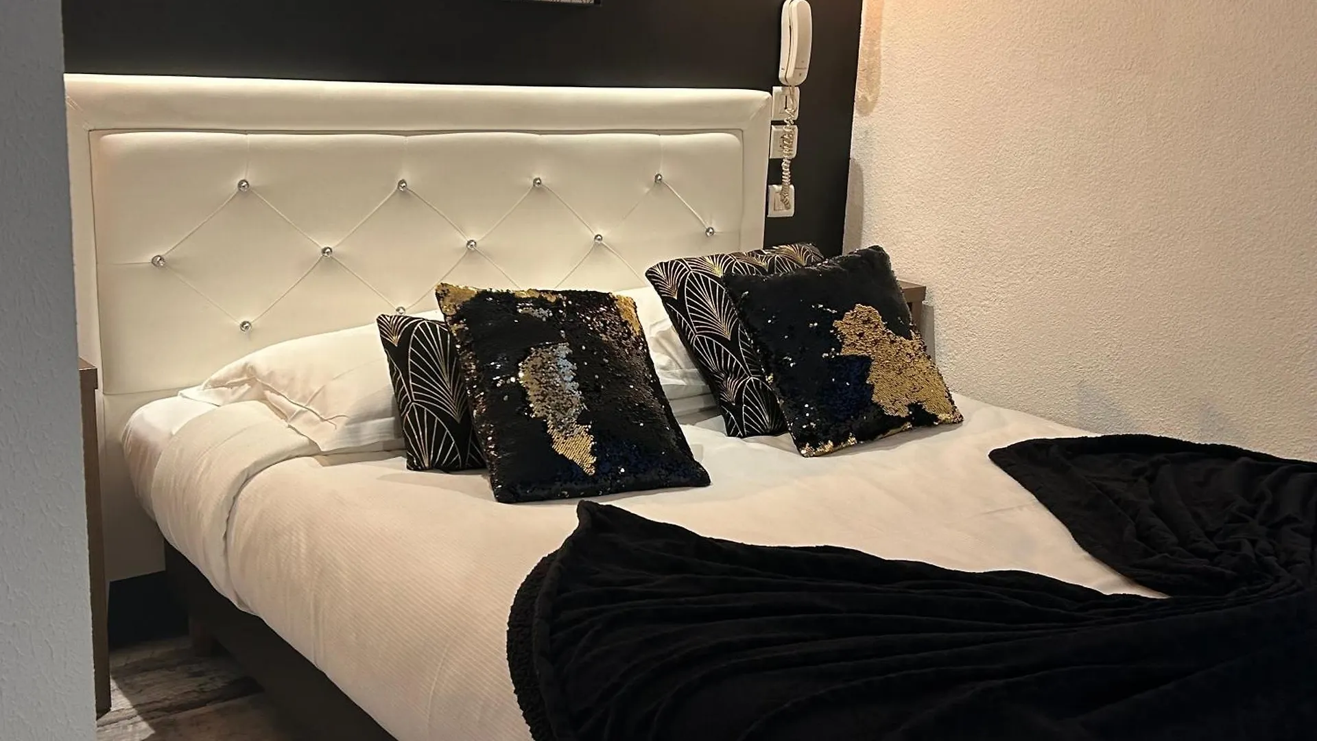 Ath Hotel Athenee Cannes