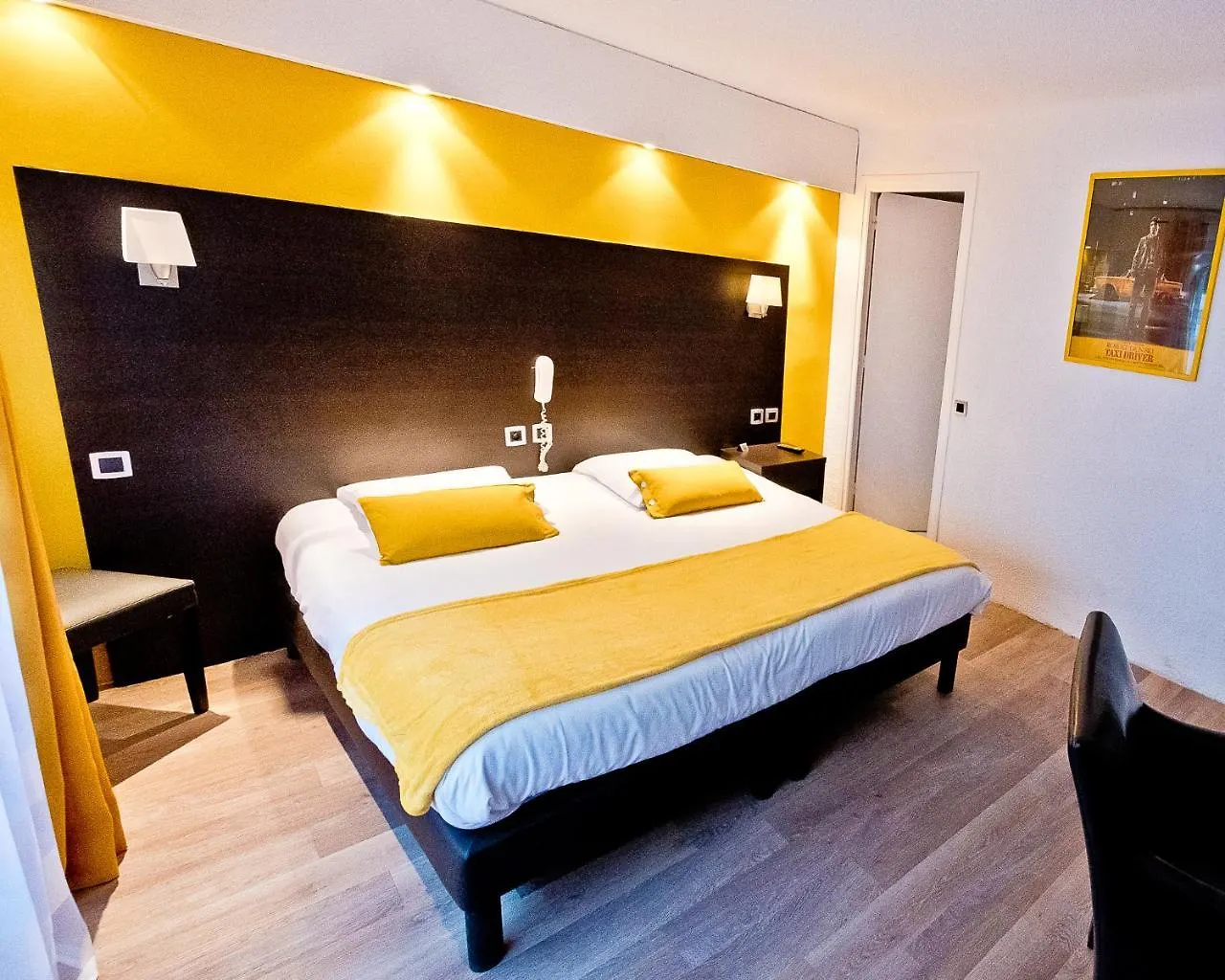***  Ath Hotel Athenee Cannes France
