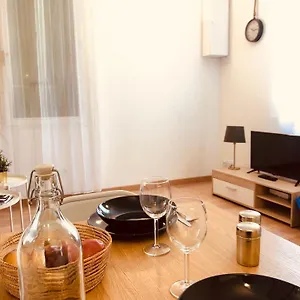 #t3 Intra-muros Appartement Avignon