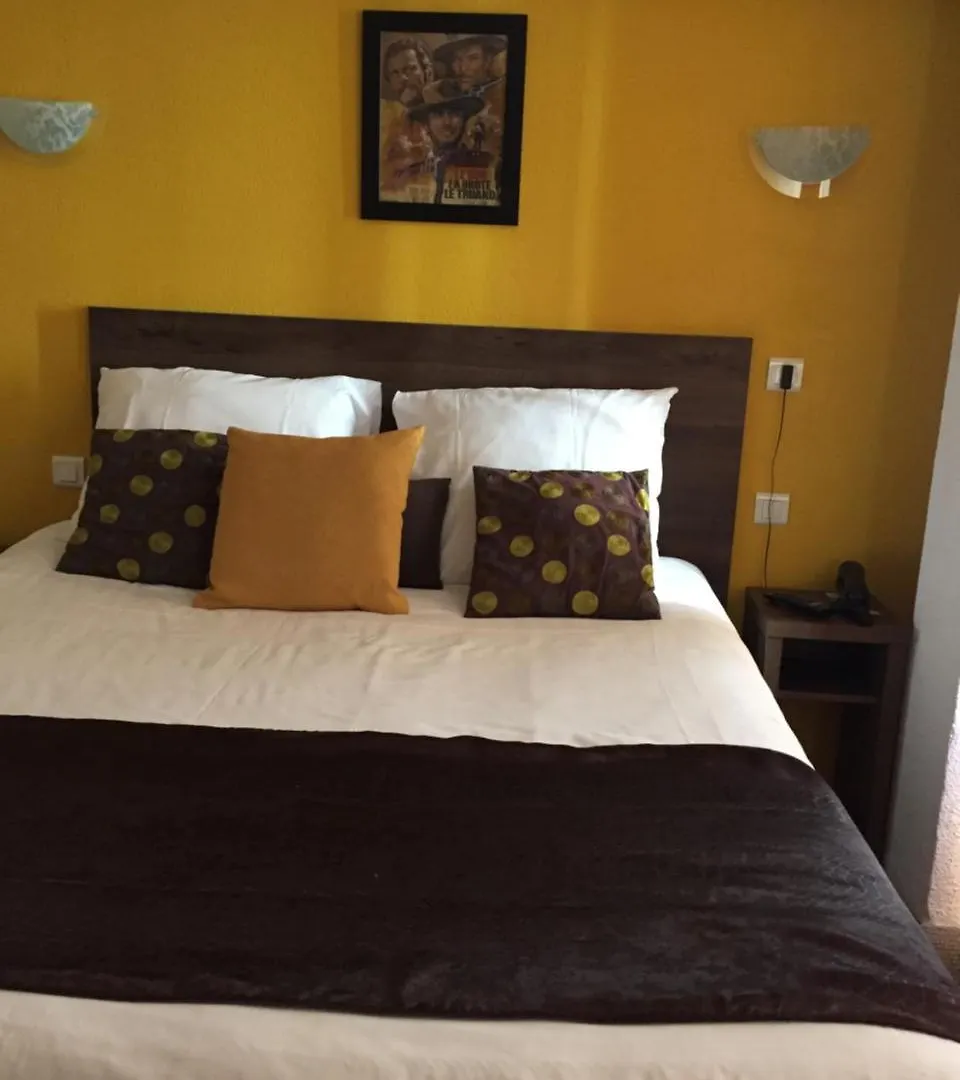 Ath Hotel Athenee Cannes