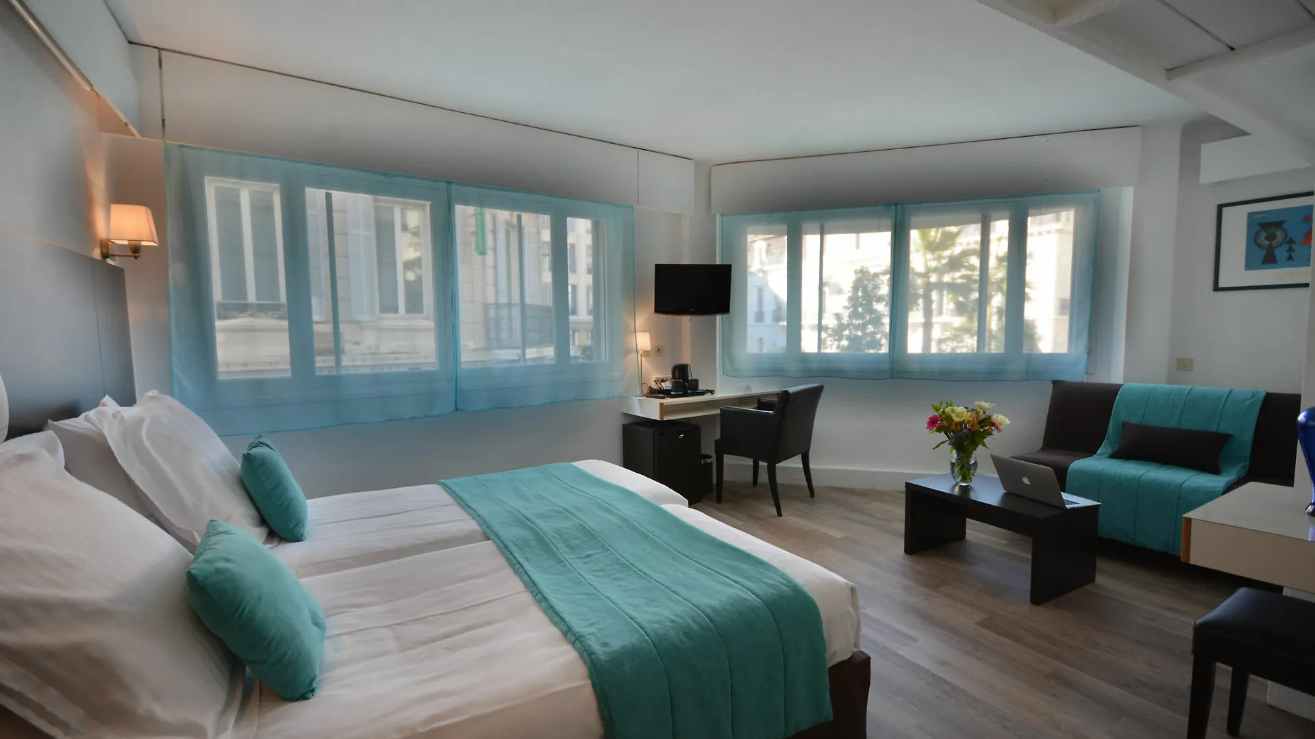 Ath Hotel Athenee Cannes
